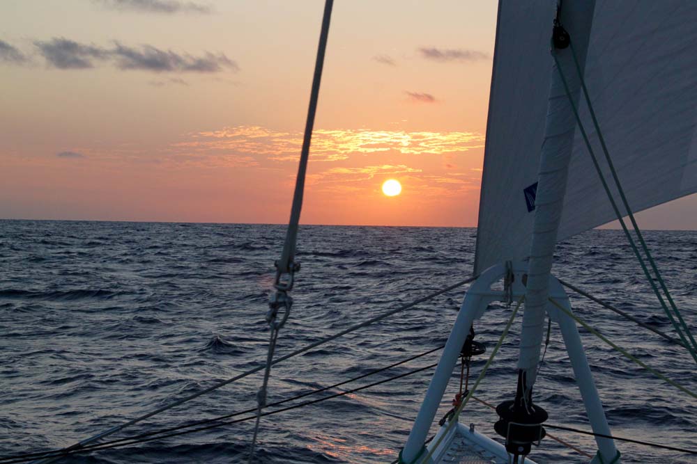 En route vers l&rsquo;Indonésie, l&rsquo;imprévu s&rsquo;invite à bord…